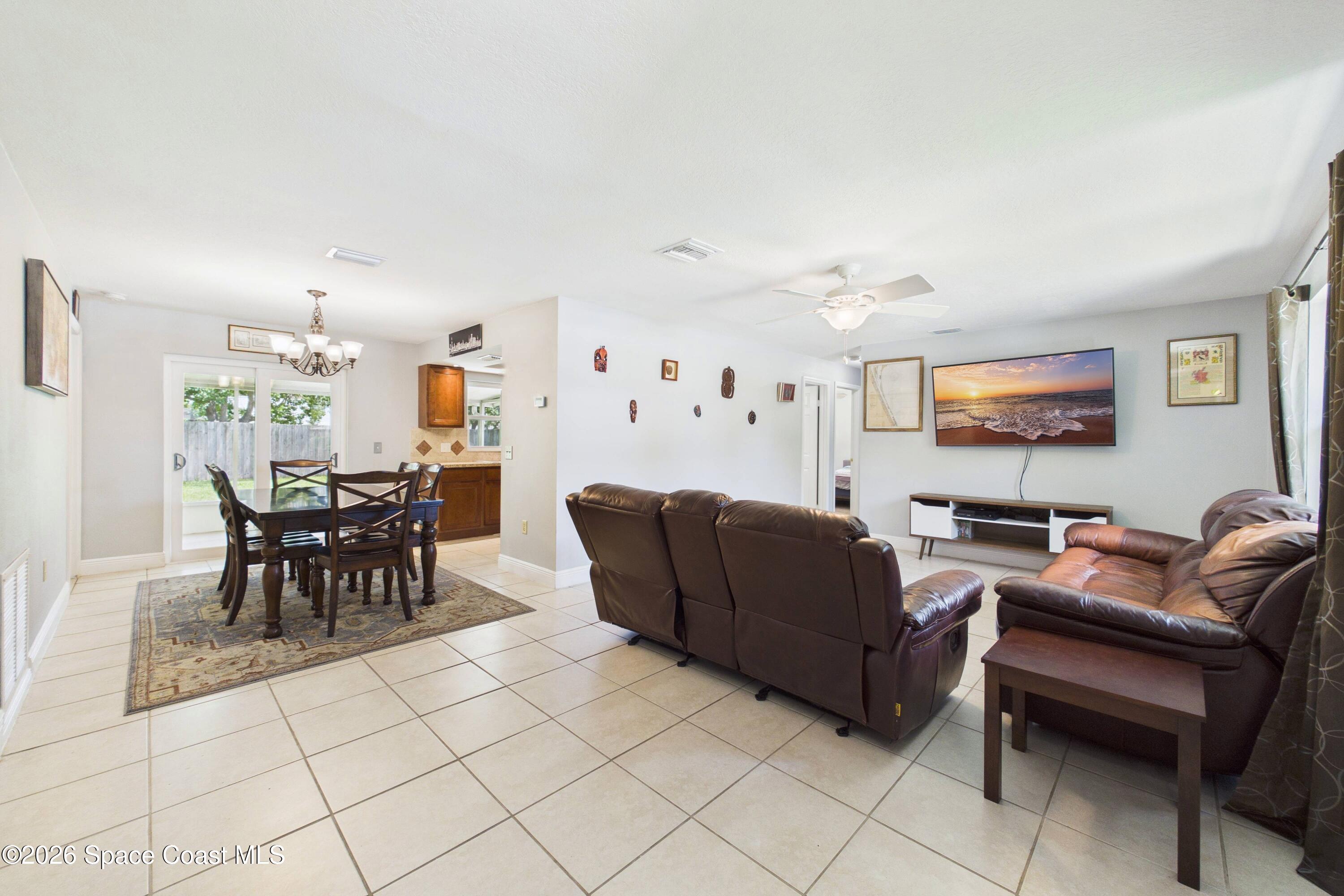 1964 W Shores Rd, Melbourne, FL 32935 photo