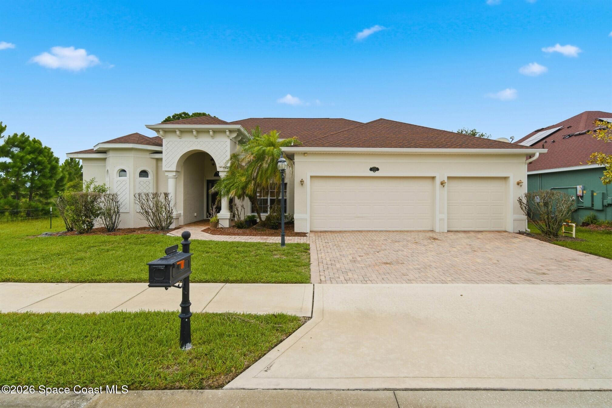 1185 Dromin Ln, Melbourne, FL 32940