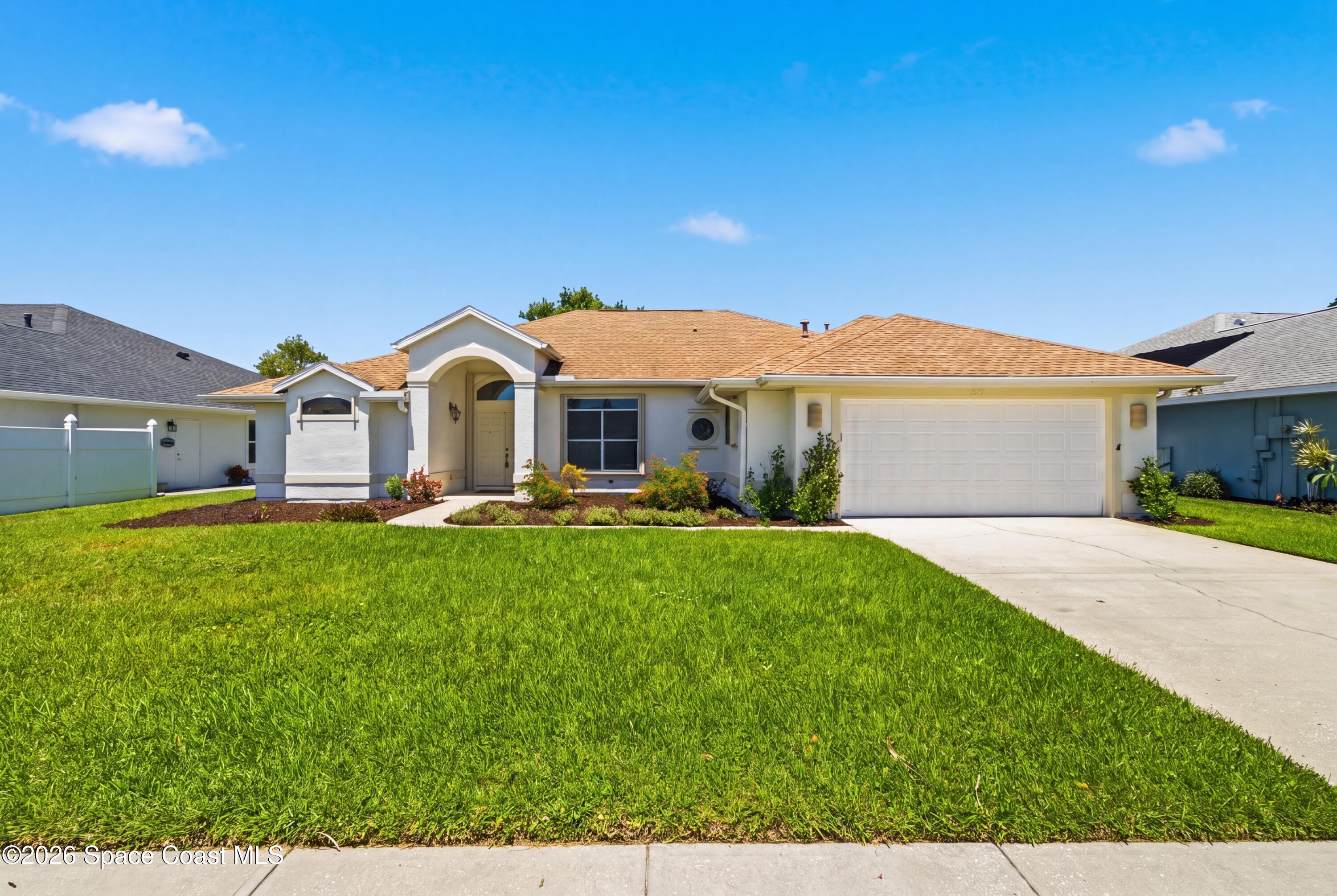1051 Fieldstone Dr, Melbourne, FL 32940