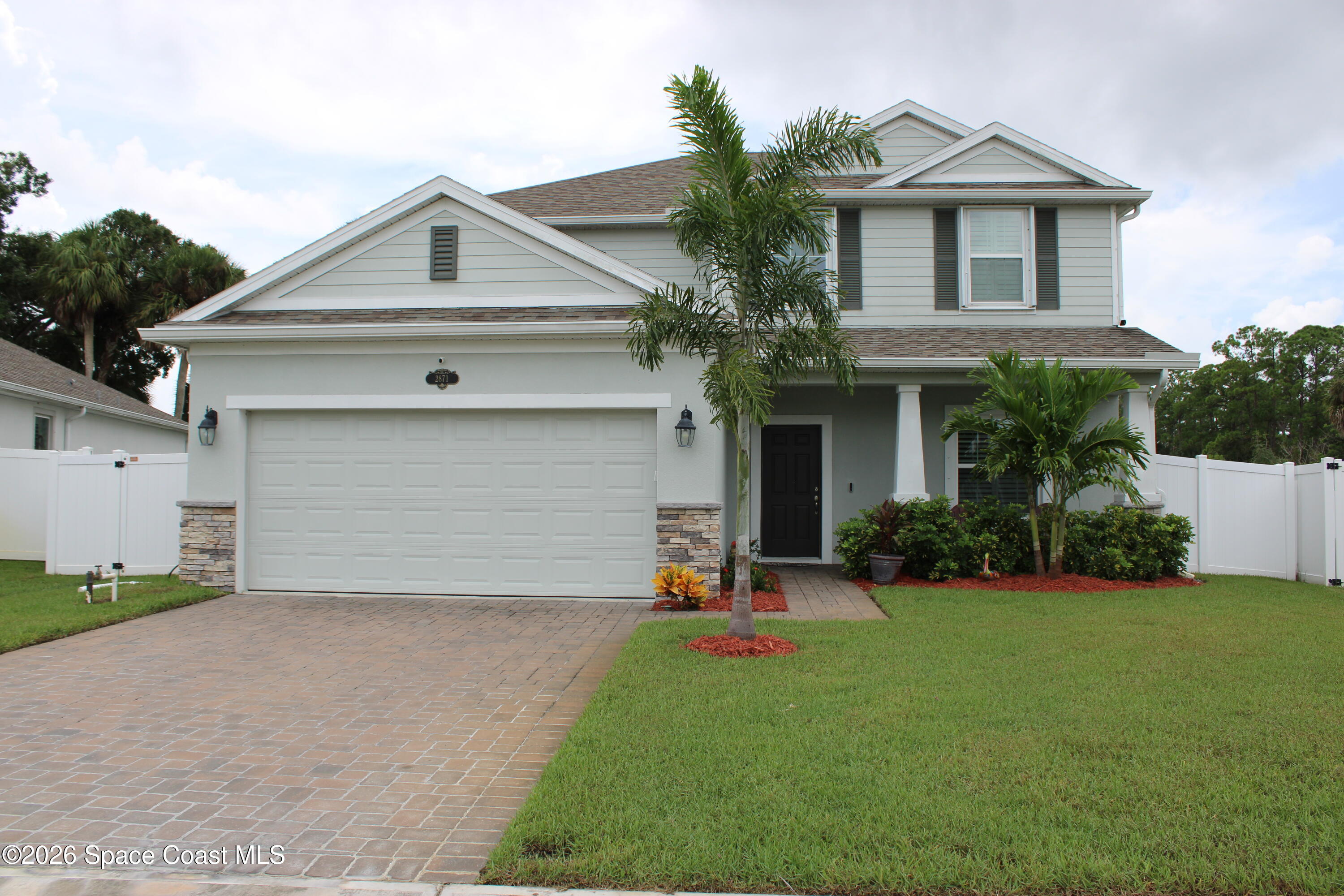 2871 Bobby Jones St, Melbourne, FL 32904