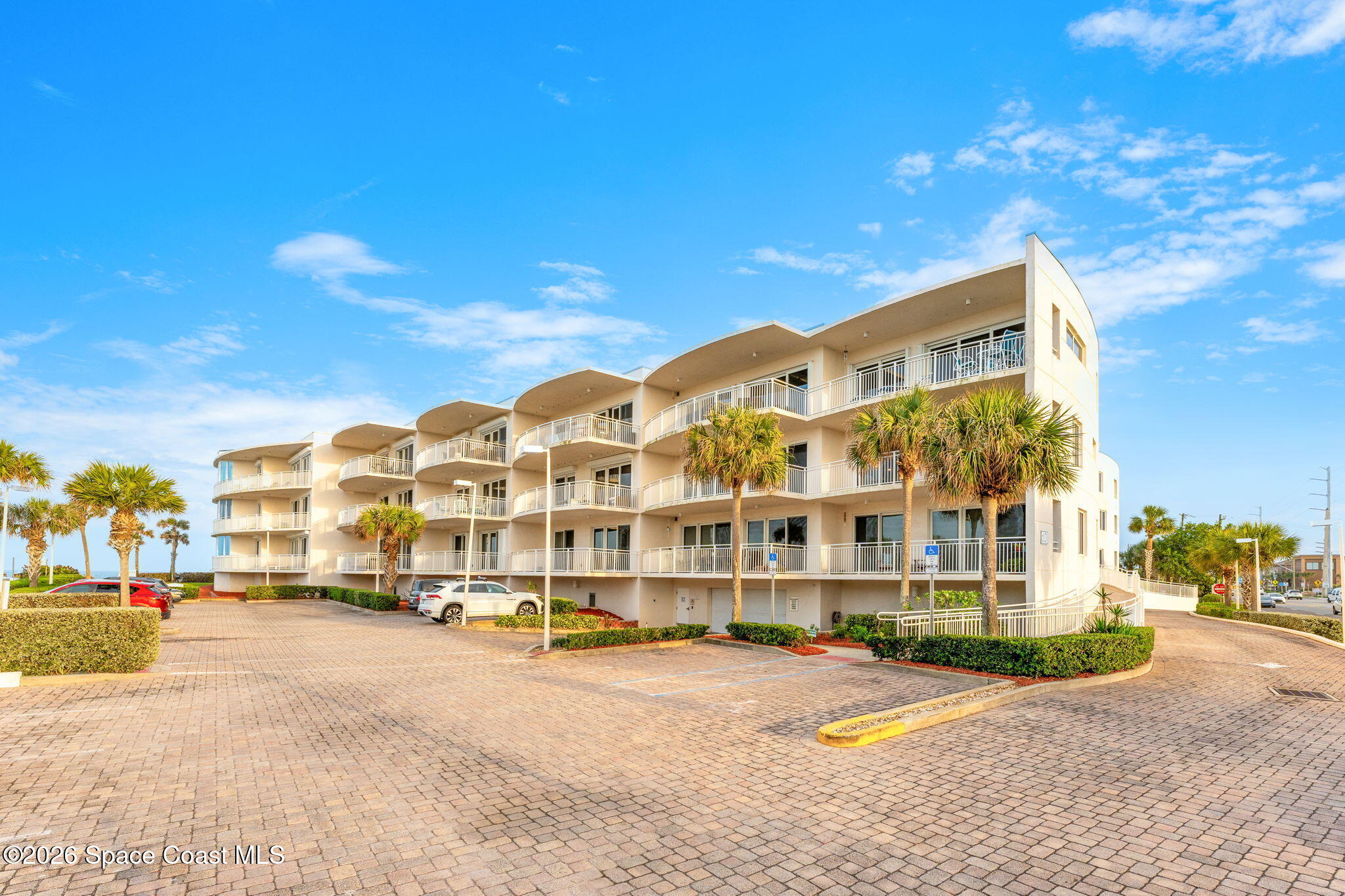 601 Miramar Ave, Indialantic, FL 32903