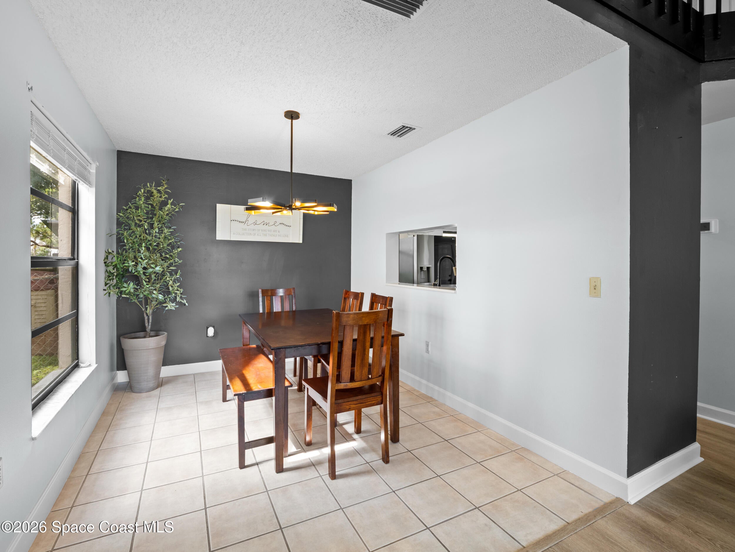 1680 Clover Cir, Melbourne, FL 32935 photo
