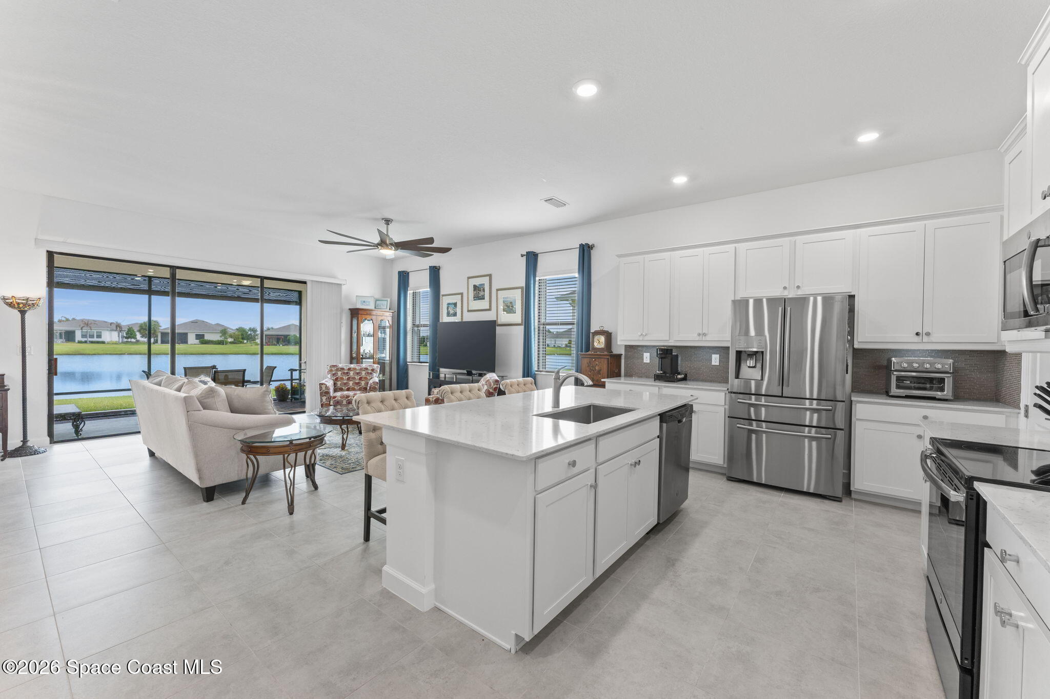 2372 Great Belt Cir, Melbourne, FL 32940 photo
