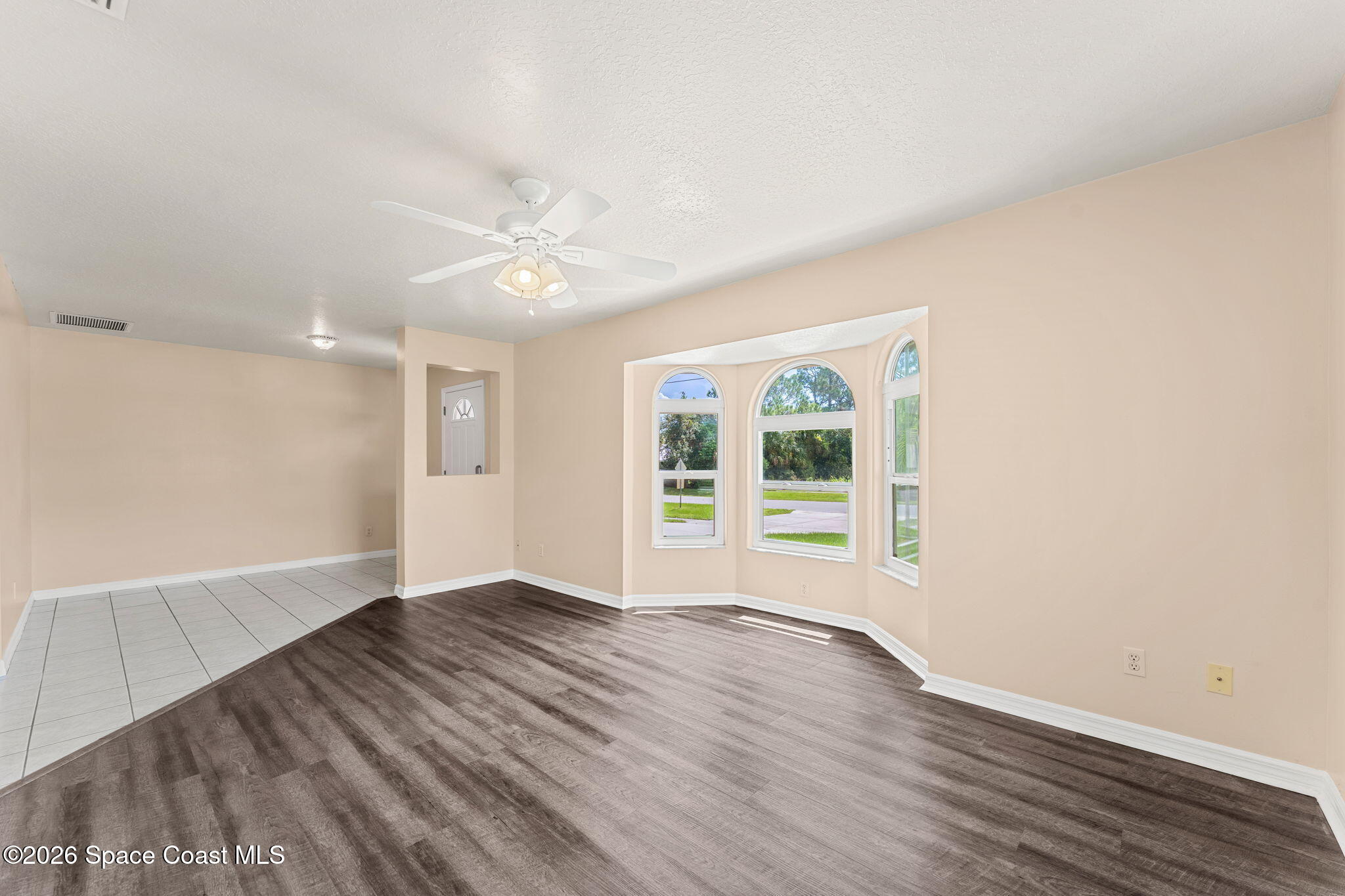 5790 Falcon Blvd, Cocoa, FL 32927 photo