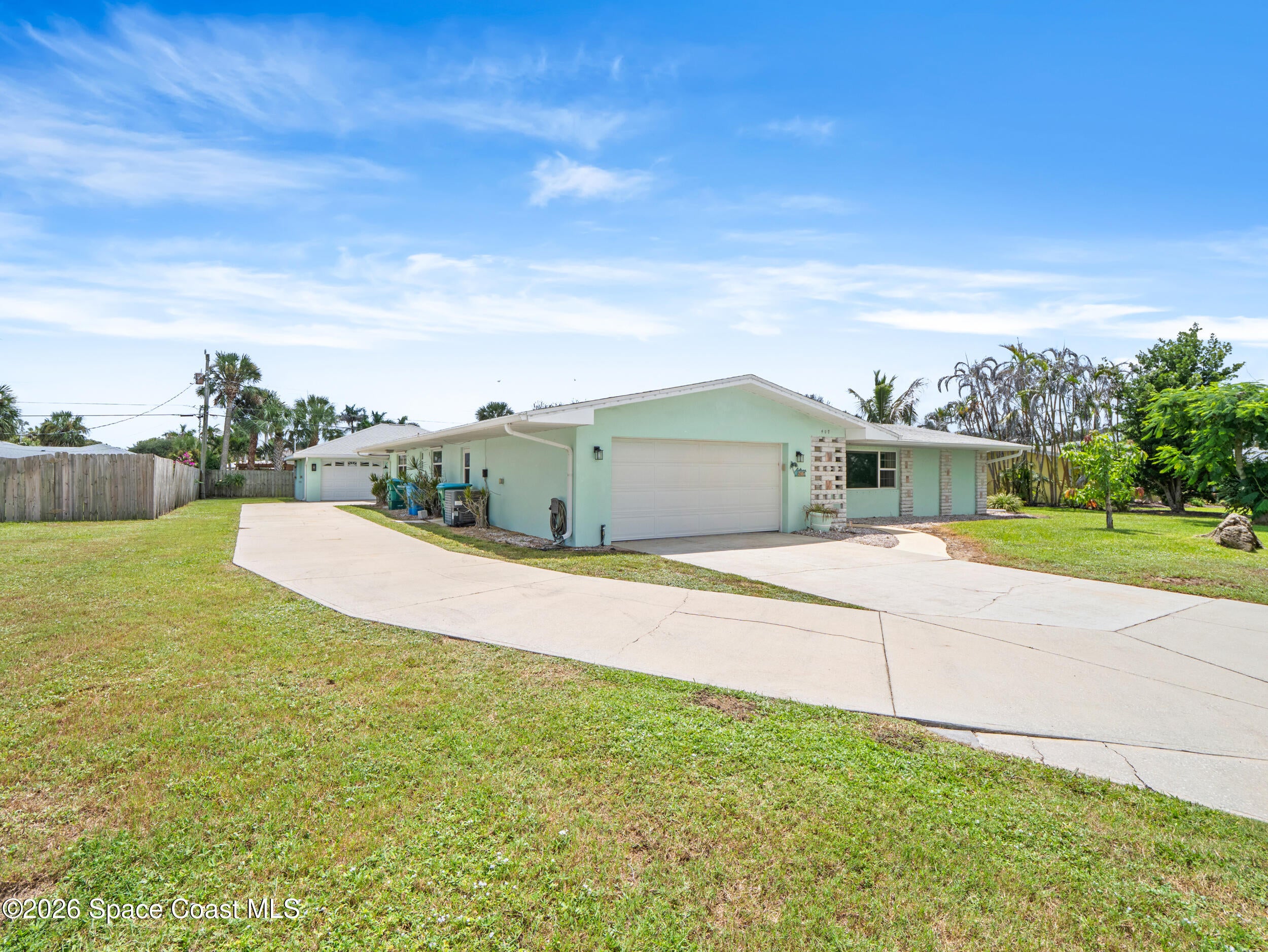 407 Banyan Way, Melbourne Beach, FL 32951 photo