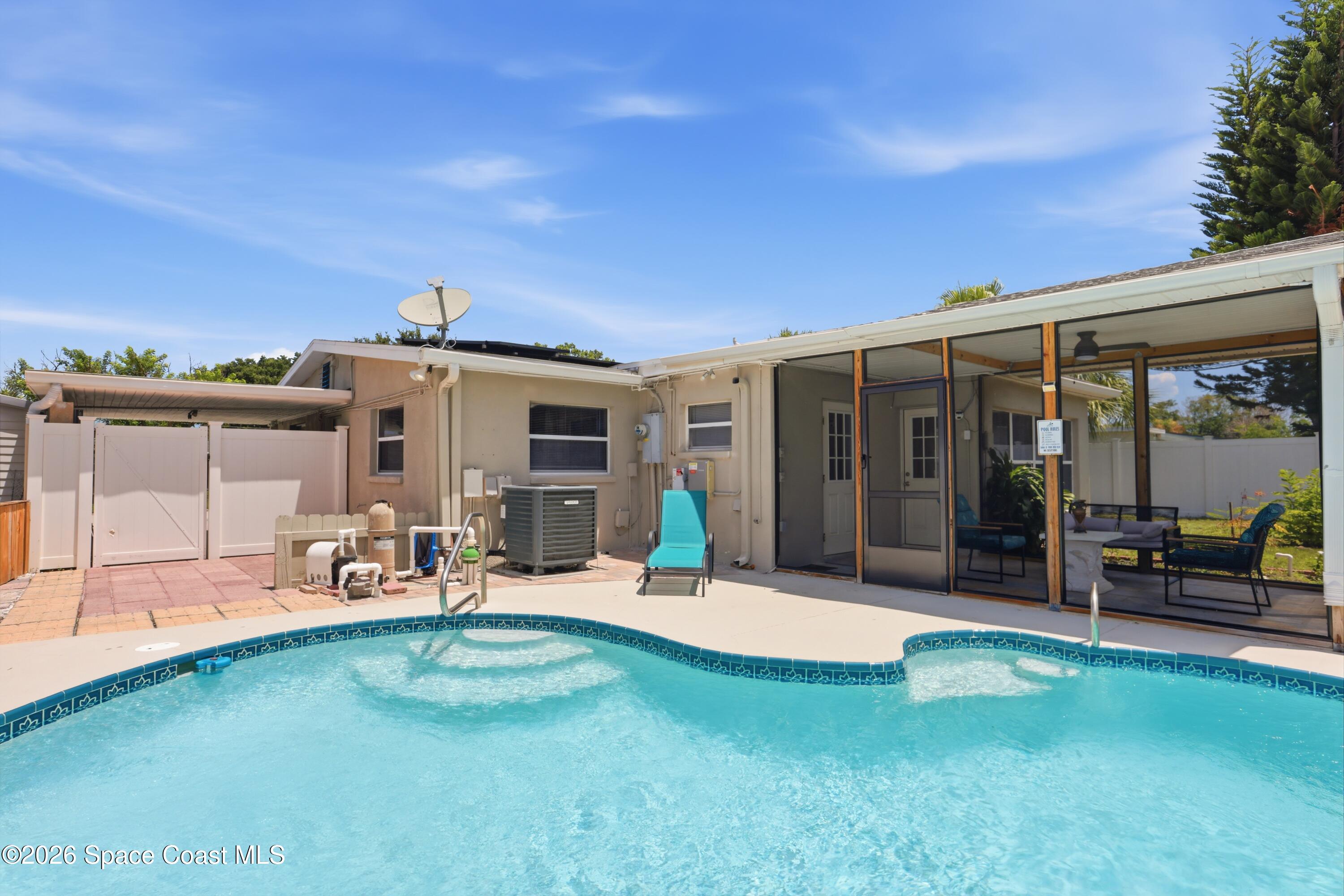 2567 Andrews Ave, Melbourne, FL 32935 photo