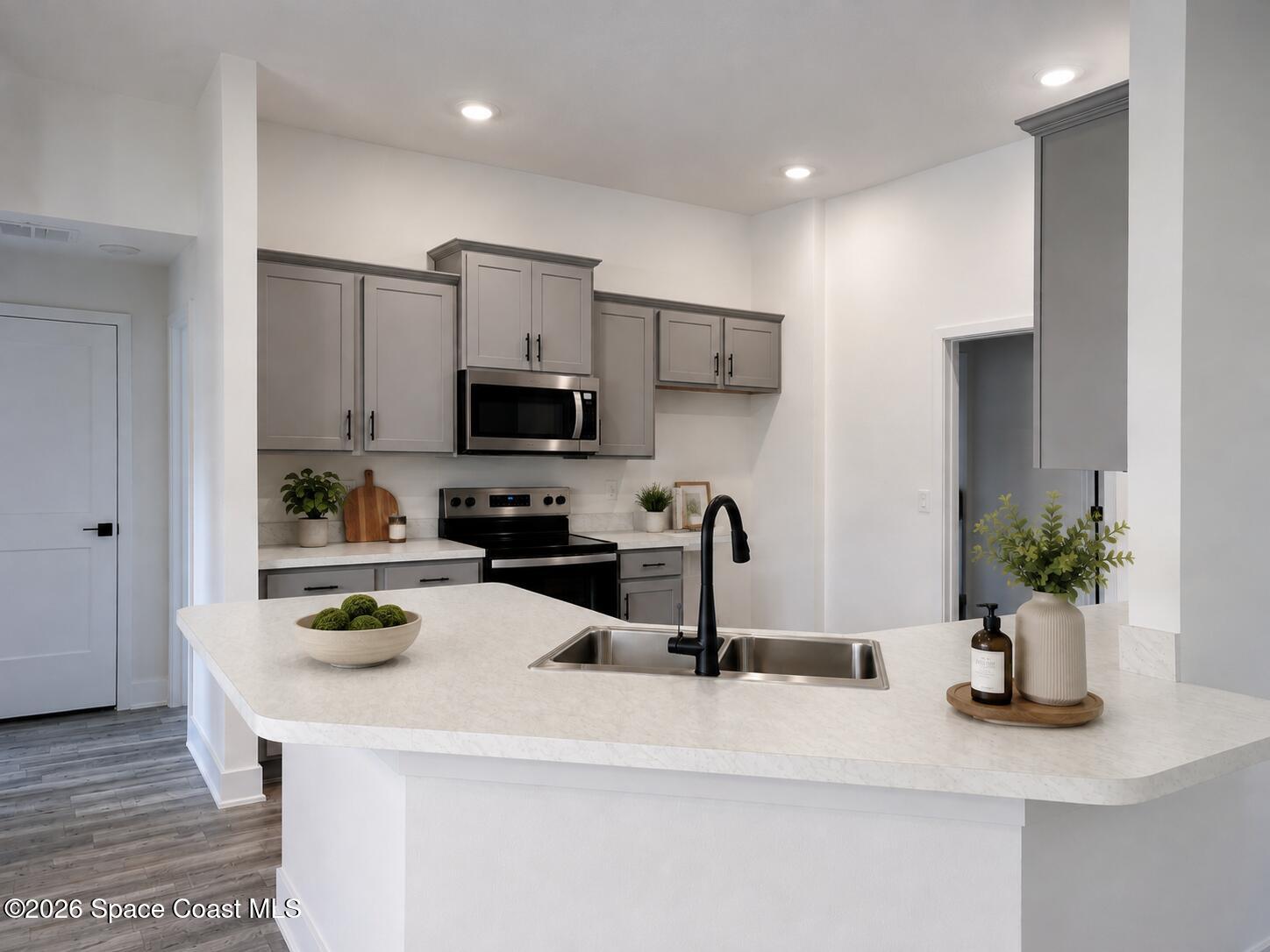675 Kempten St, Palm Bay, FL 32907 photo