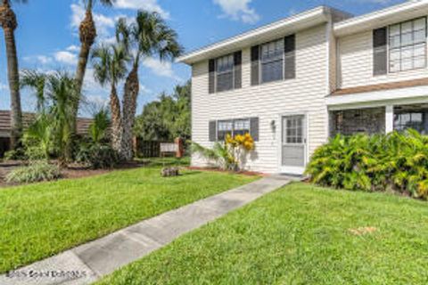 Townhouse in Palm Bay FL 3118 Manor Drive.jpg