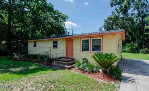 Single Family Residence in Gainesville FL 2861 SE 18th Avenue.jpg