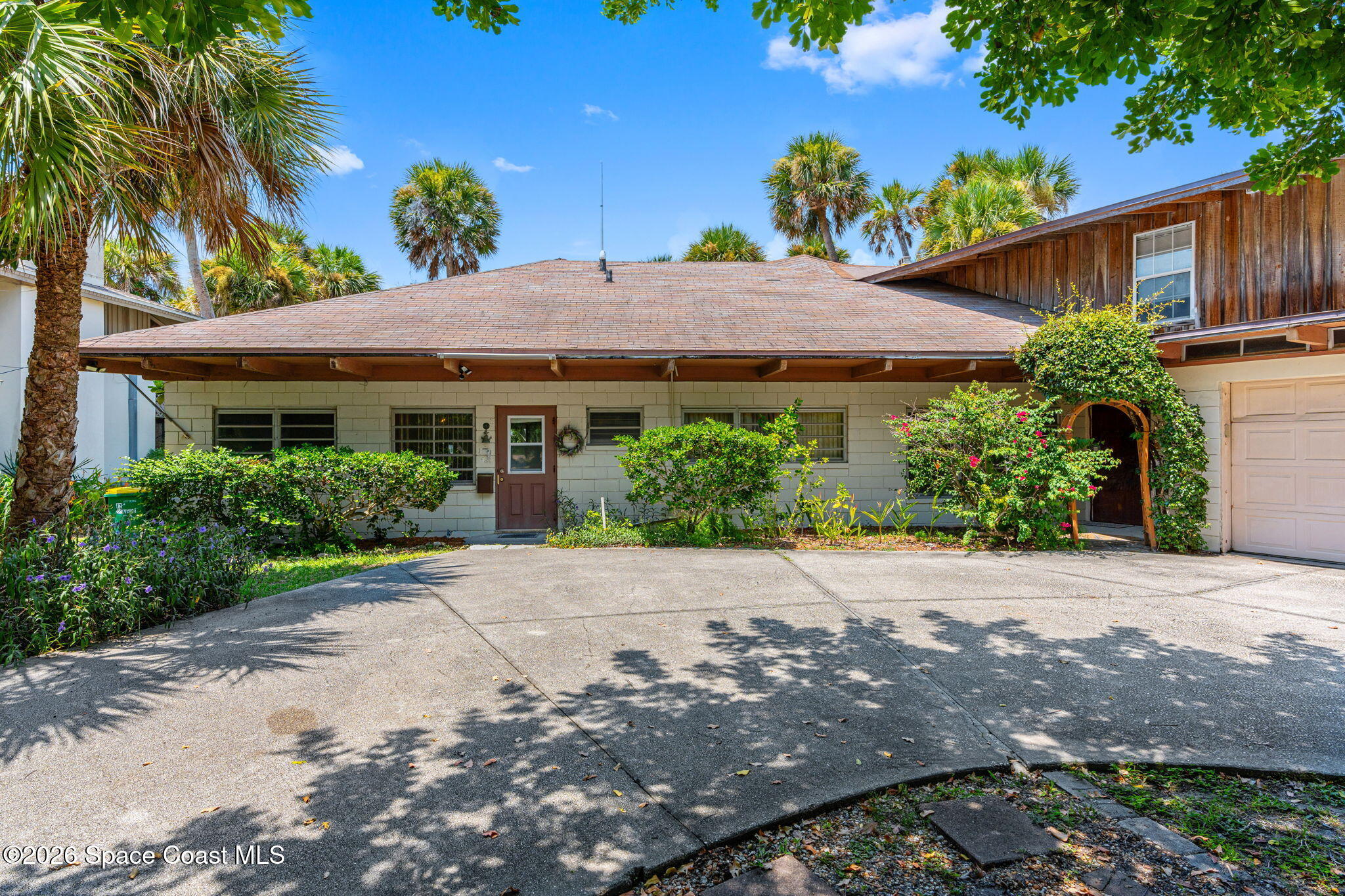 1230 S Orlando Ave, Cocoa Beach, FL 32931 photo