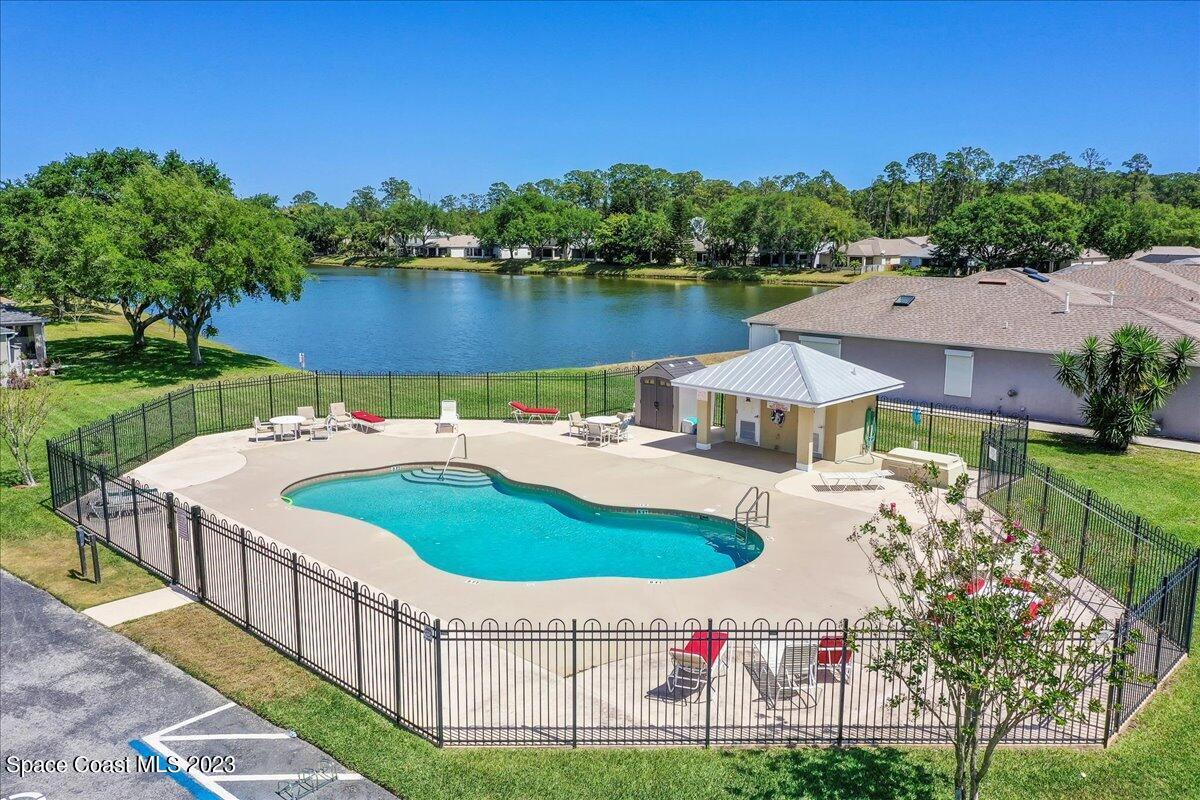 1531 Vista Lake Cir, Melbourne, FL 32904 photo