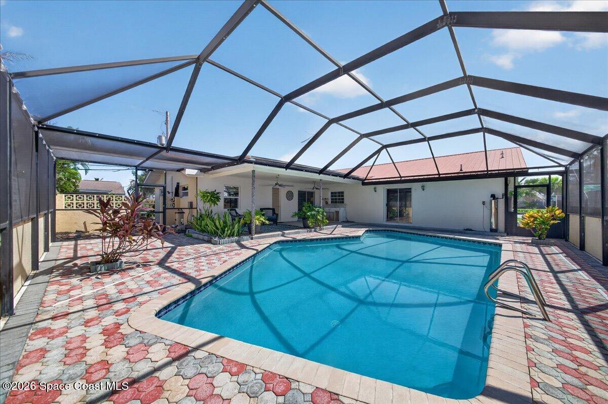 150 Magnolia St, Satellite Beach, FL 32937