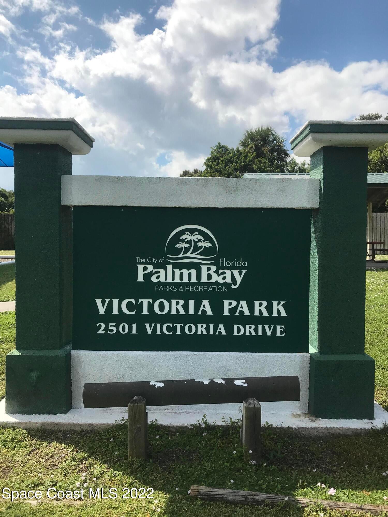 2502 Victoria Dr, Palm Bay, FL 32905 photo