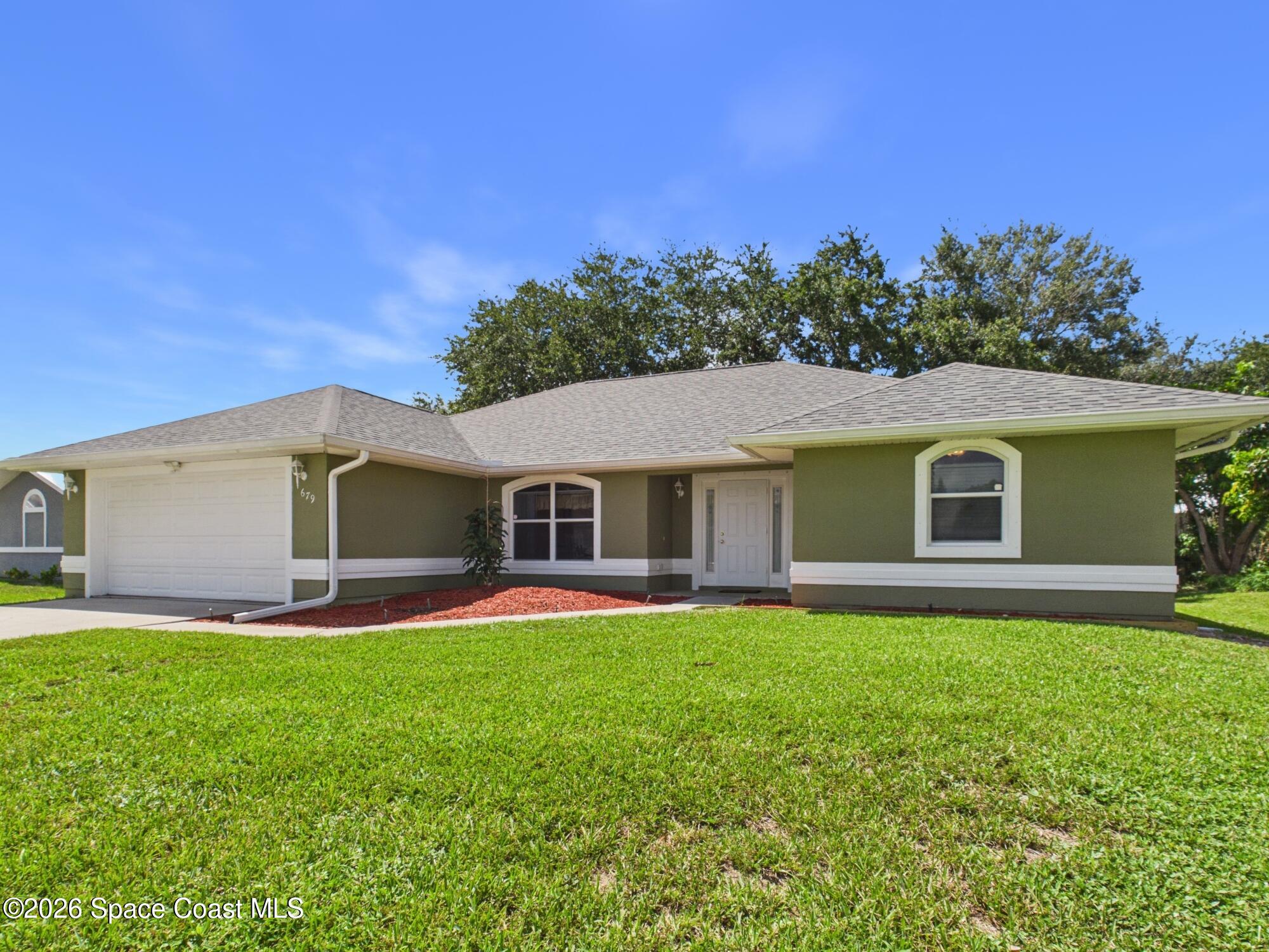 679 Atlantus Terrace, Sebastian, FL 32958 photo
