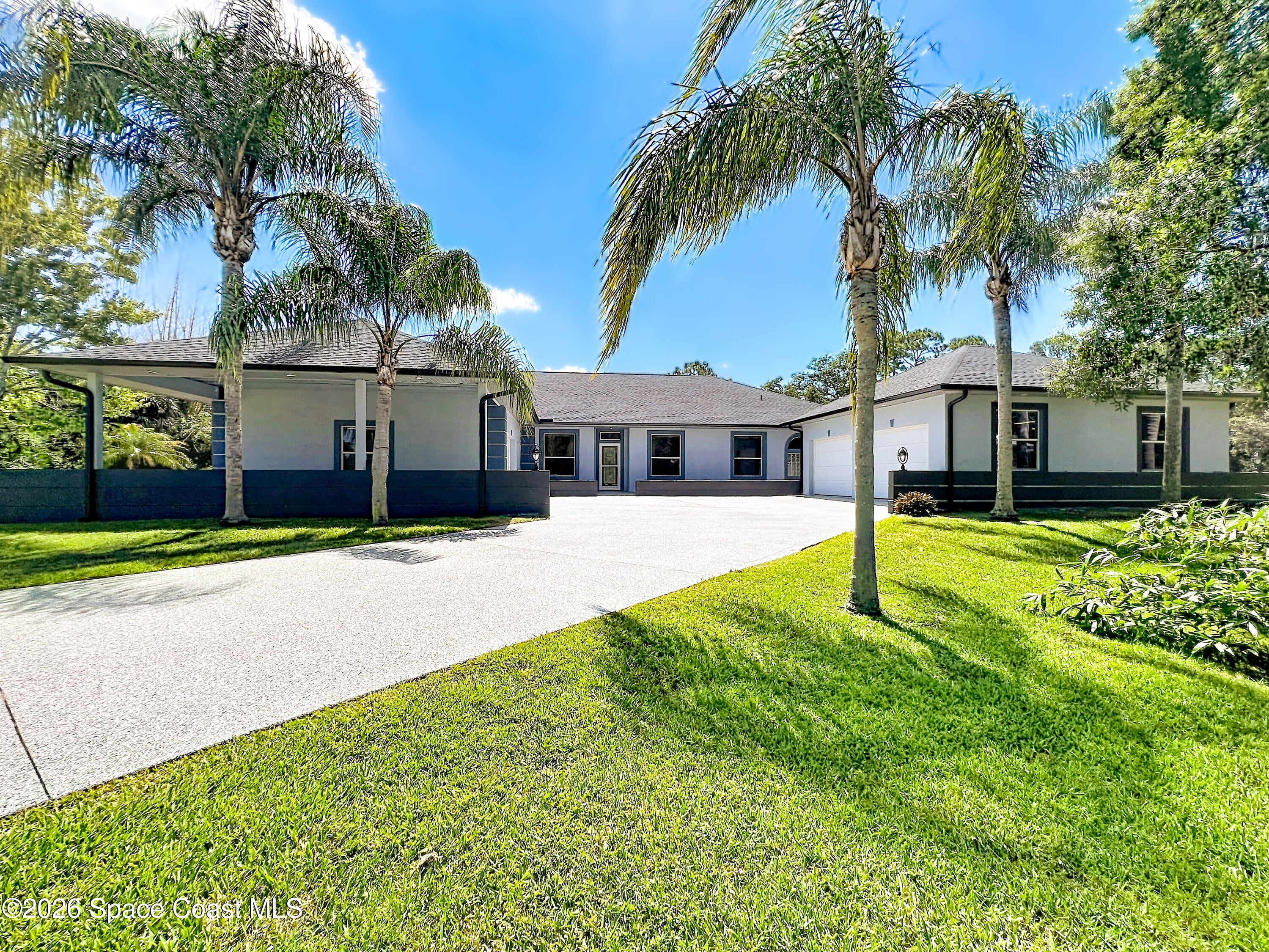 3705 Tranquility Dr, Melbourne, FL 32934 photo