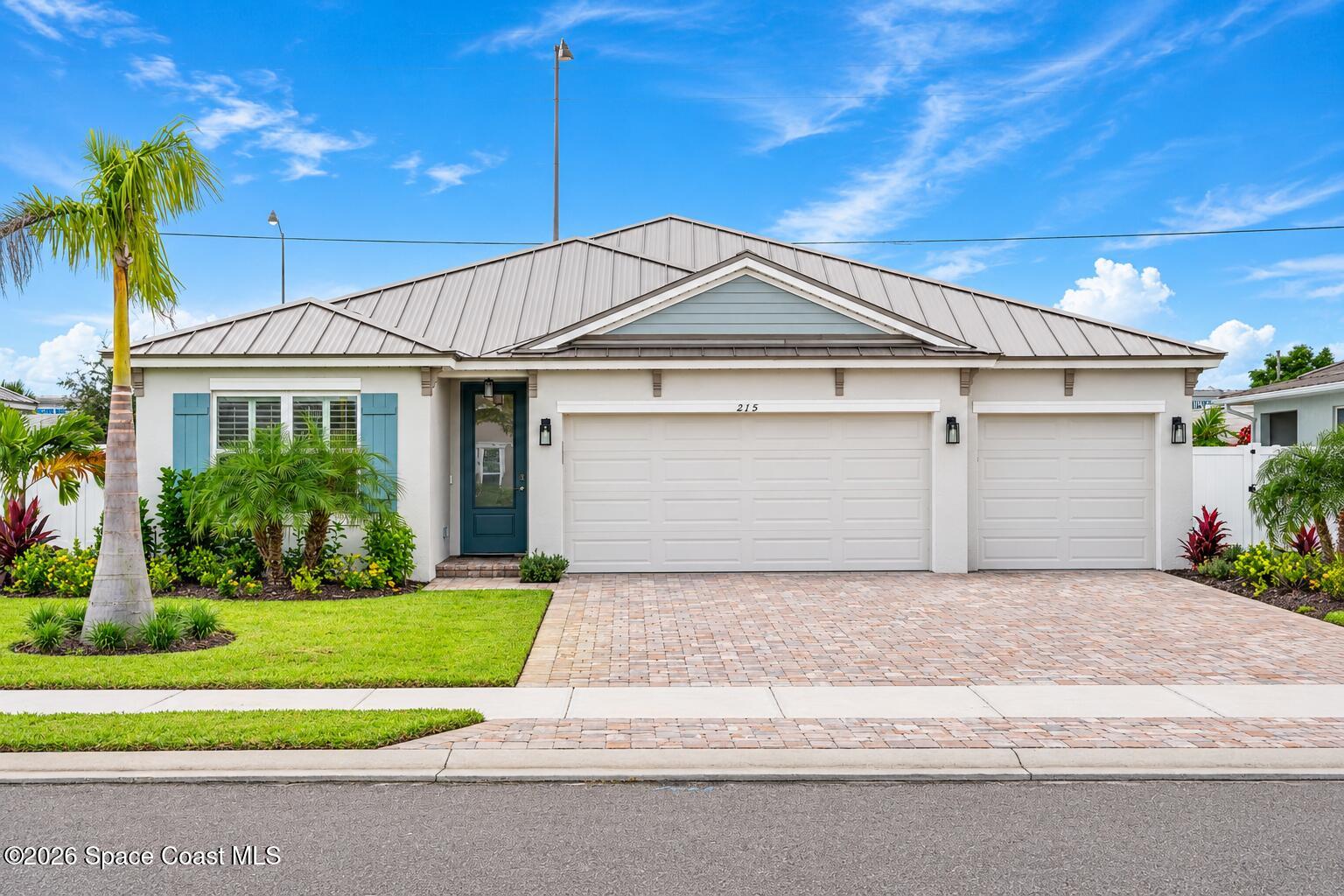 215 1 Light Cir, Cocoa, FL 32922