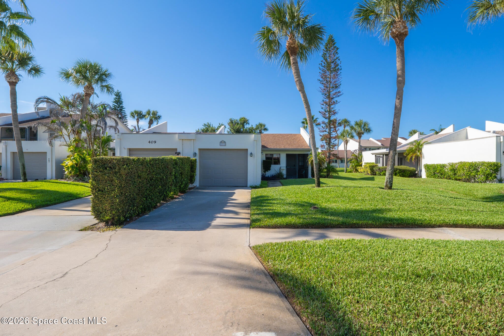 411 Hawthorne Ct, Indian Harbour Beach, FL 32937