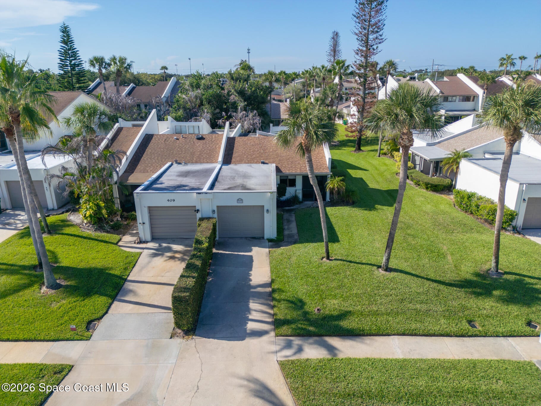 411 Hawthorne Ct, Indian Harbour Beach, FL 32937 photo