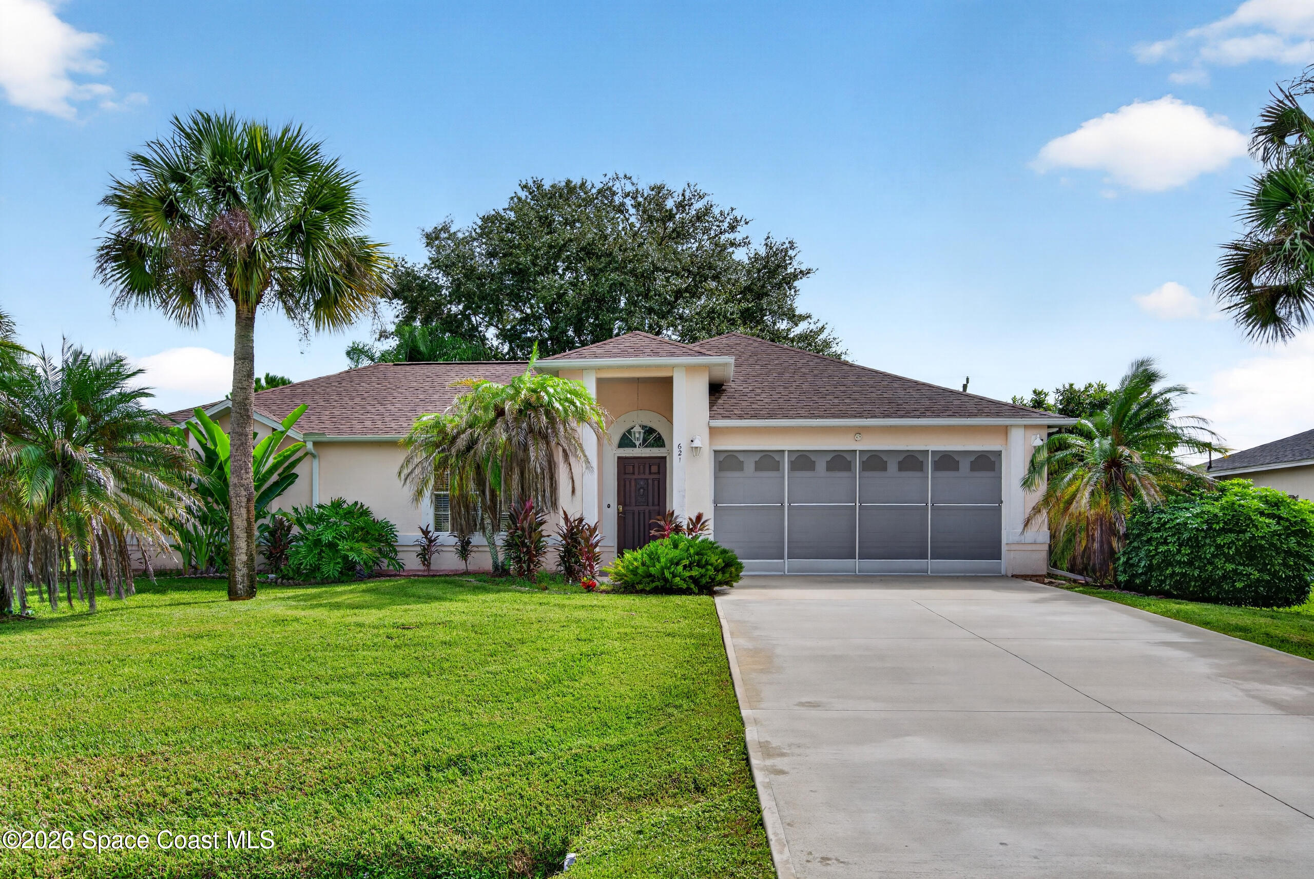 621 7 Gables Cir, Palm Bay, FL 32909 photo