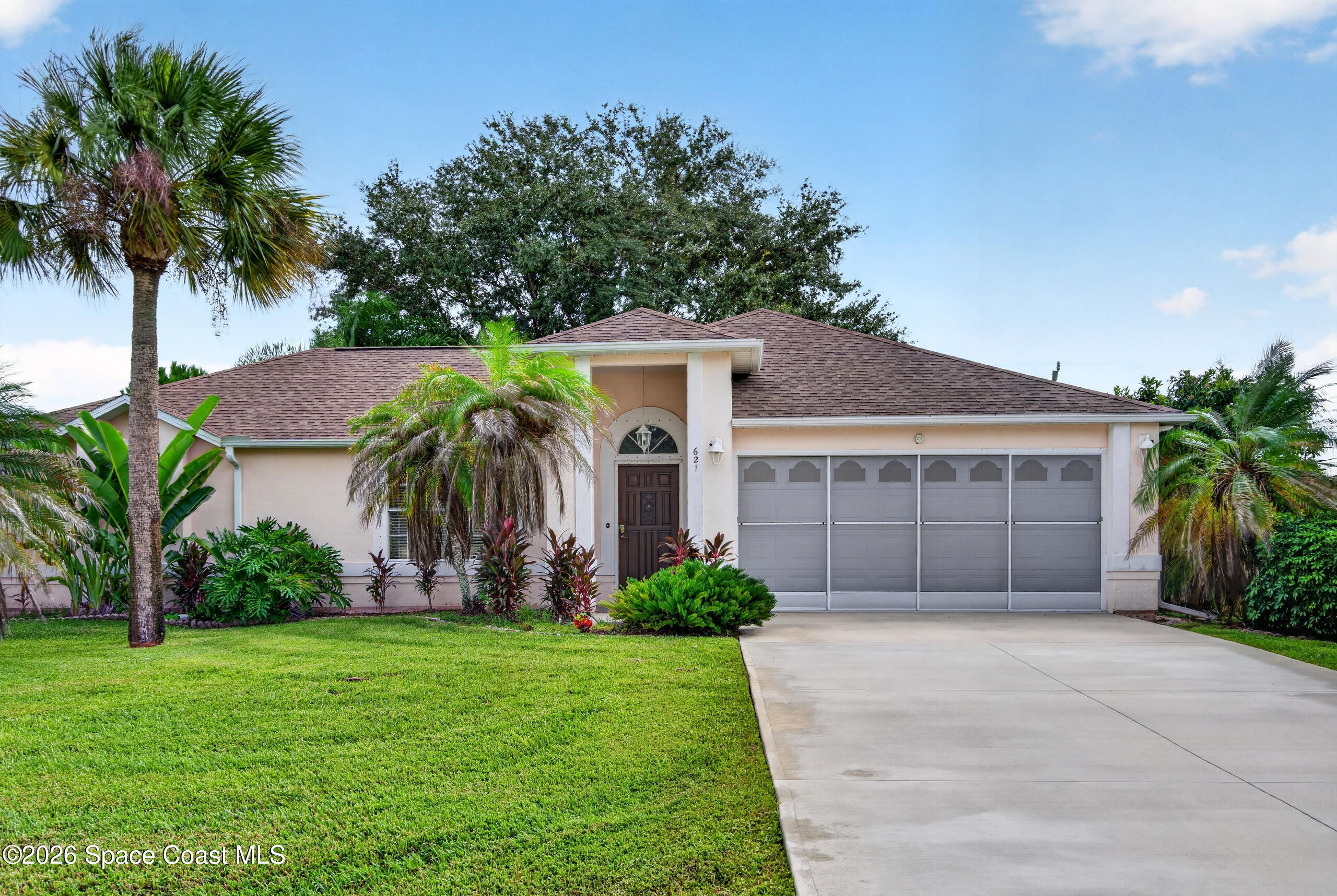 621 7 Gables Cir, Palm Bay, FL 32909