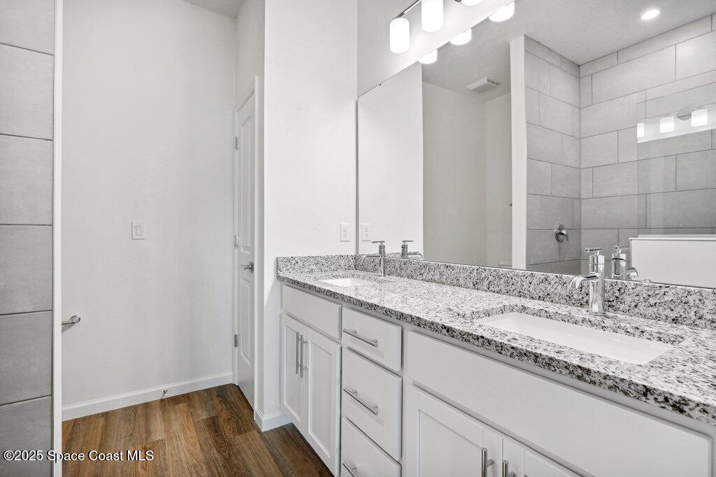 443 Borraclough Ave #13, Palm Bay, FL 32907 photo