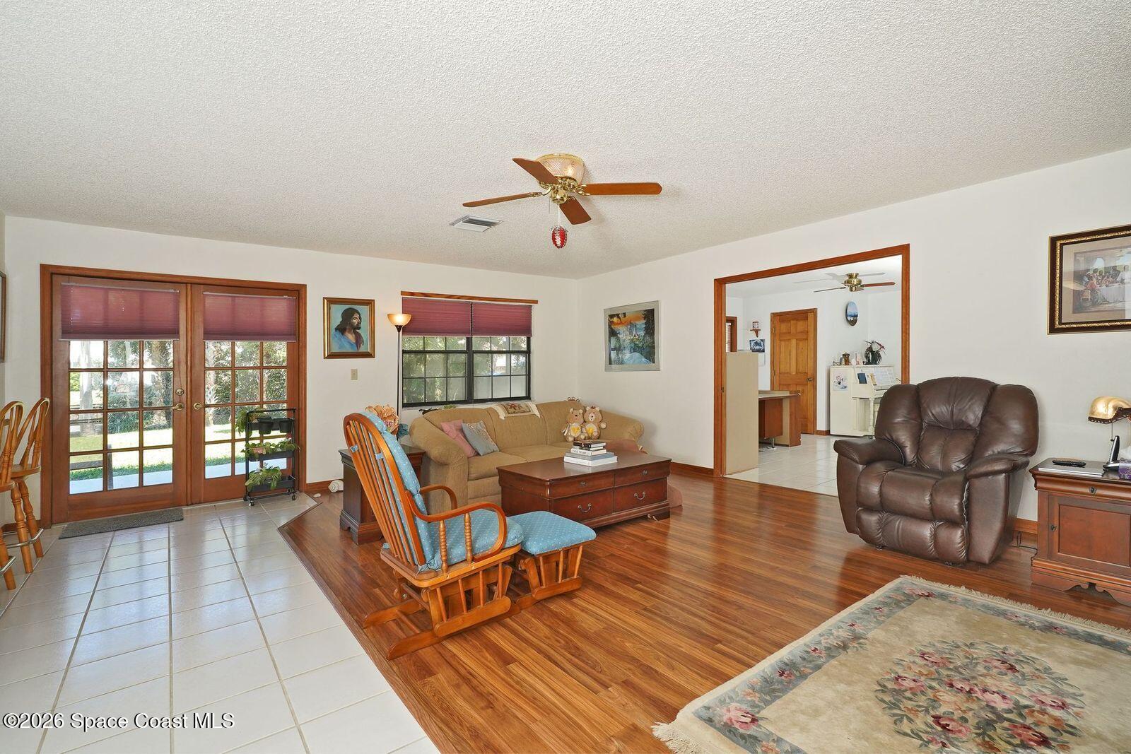 2080 Newfound Harbor Dr, Merritt Island, FL 32952 photo