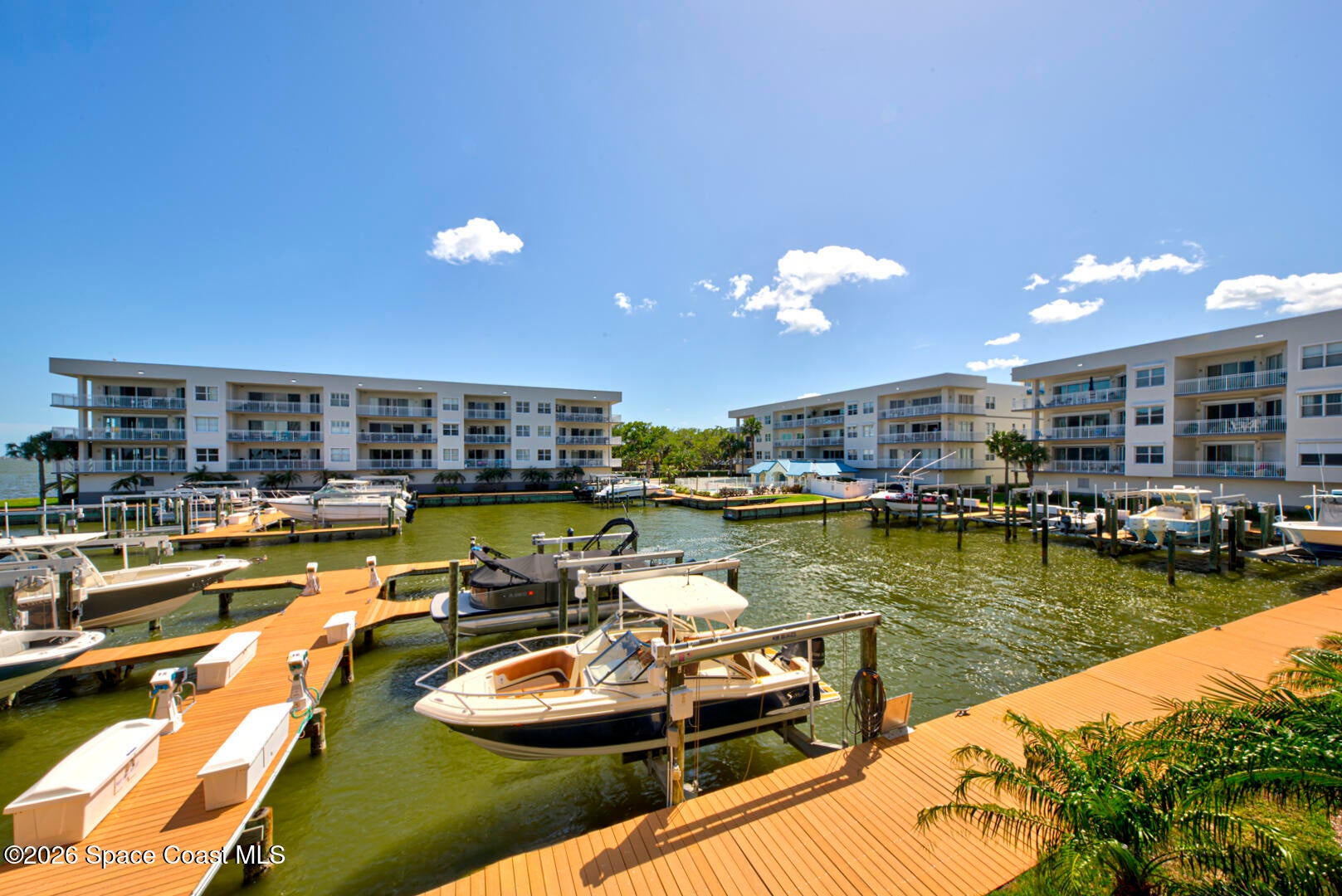 540 Banana River Dr, Merritt Island, FL 32952