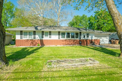 Single Family Residence in West Des Moines IA 1702 17th Street.jpg