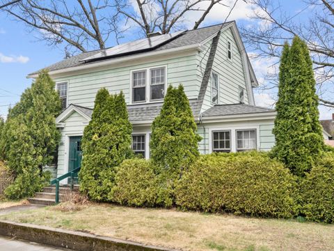 Single Family Residence in Windham CT 141 Oak Street.jpg