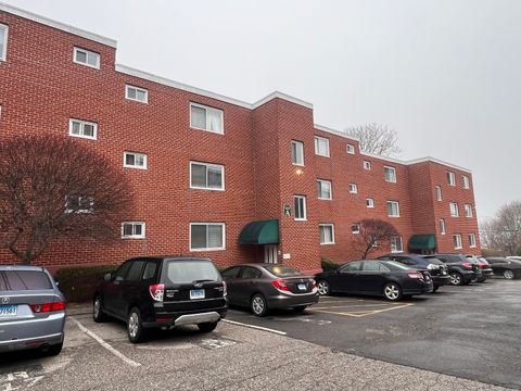 Condominium in Norwalk CT 18 Prospect Avenue.jpg