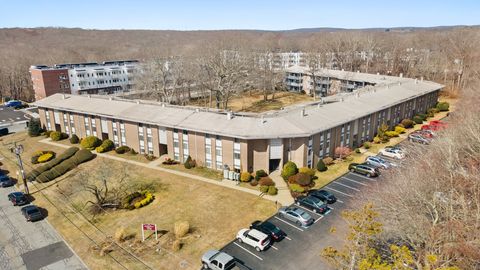 Condominium in New London CT 281 Gardner Avenue #E3.jpg