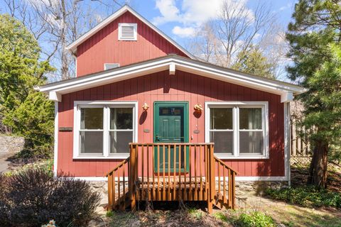 Single Family Residence in Norwalk CT 200 New Canaan Avenue.jpg
