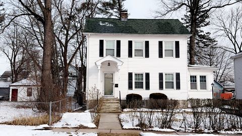 Single Family Residence in Hartford CT 196 Palm Street.jpg