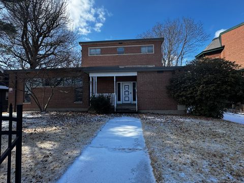  in Hartford CT 11 Charter Oak Place.jpg