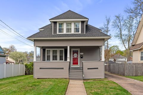 Single Family Residence in Hartford CT 235 Monroe Street.jpg