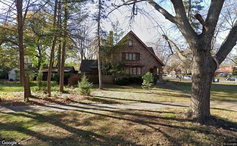 Single Family Residence in Aurora IL 103 S Calumet Avenue.jpg