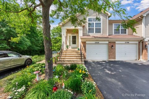 Condominium in Aurora IL 2800 Packford Lane.jpg