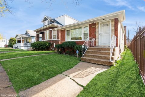 Single Family Residence in Chicago IL 12329 S Yale Avenue.jpg