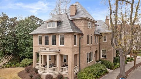 Single Family Residence in Norfolk VA 501 Warren Crescent.jpg