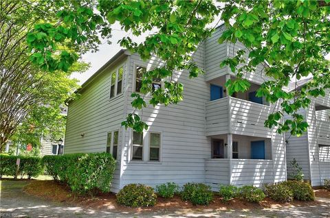 Single Family Residence in Norfolk VA 900 Colley Avenue #10.jpg