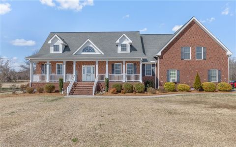 Single Family Residence in South Mills NC 129 Spence Lane.jpg