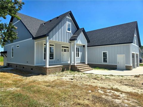 Single Family Residence in Elizabeth City NC 218 Ibis Way.jpg