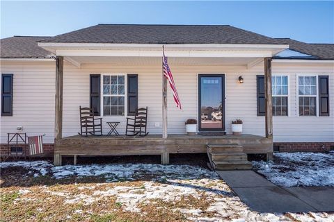 Single Family Residence in Camden NC 105 Cotton Court 4.jpg