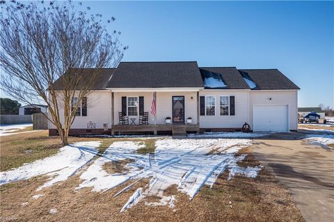 Single Family Residence in Camden NC 105 Cotton Court 2.jpg