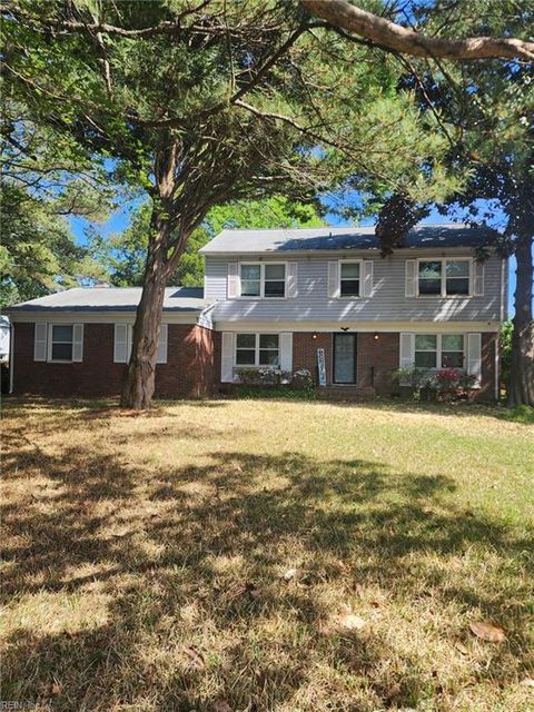 Single Family Residence in Virginia Beach VA 728 PRINCE CHARLES Lane.jpg