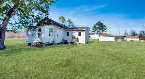 Single Family Residence in Corapeake NC 8 Corapeake Road.jpg