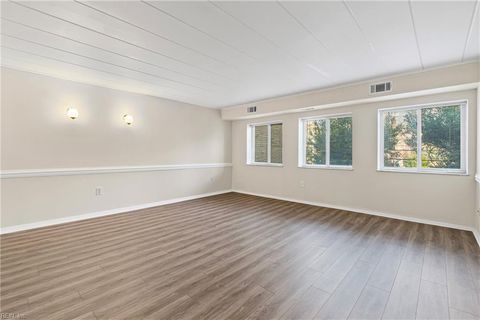 Single Family Residence in Norfolk VA 1005 Woodrow Avenue #2D.jpg