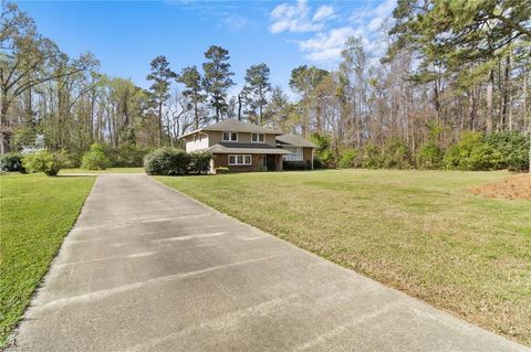 Single Family Residence in Elizabeth City NC 107 Harvey Street.jpg