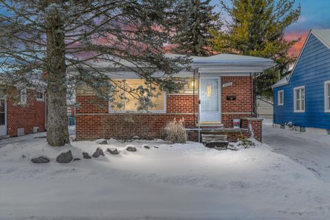 Single Family Residence in Berkley MI 1205 WEST Boulevard.jpg