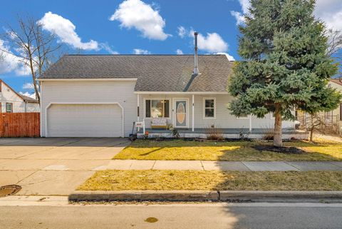 Single Family Residence in Garden City MI 28645 Krauter Street.jpg